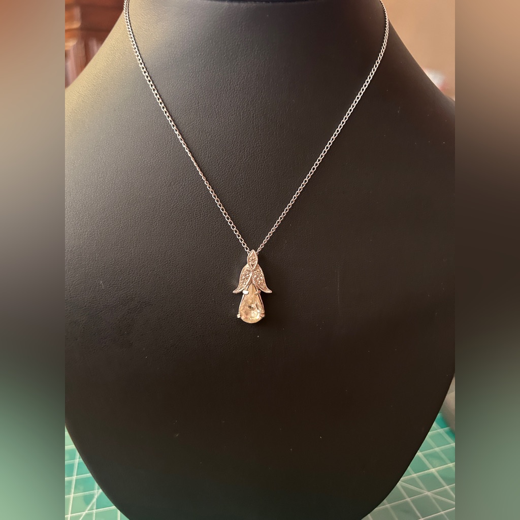 Vintage Eisenberg 16” Necklace Clear Rhinestone Teardrop Pendant